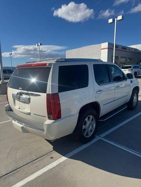 2008 Cadillac Escalade Base