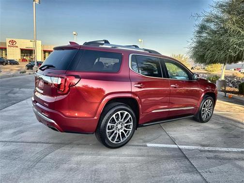2021 GMC Acadia Denali