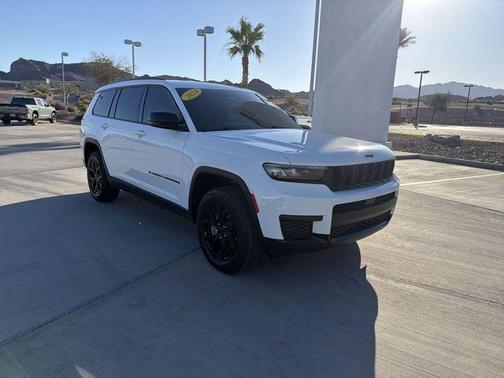 Bright White Clearcoat 2024 Jeep Grand Cherokee L Altitude