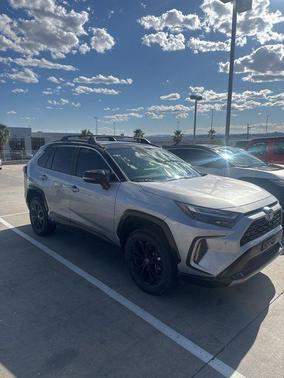 2023 Toyota RAV4 Hybrid SE