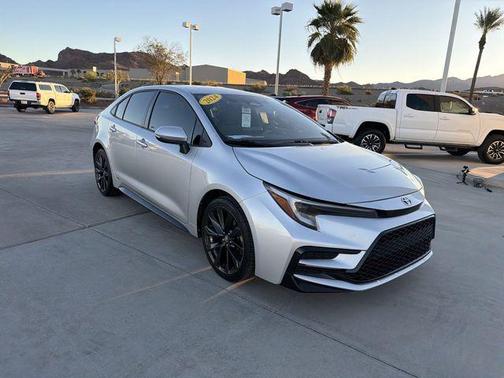 2024 Toyota Corolla Hybrid SE