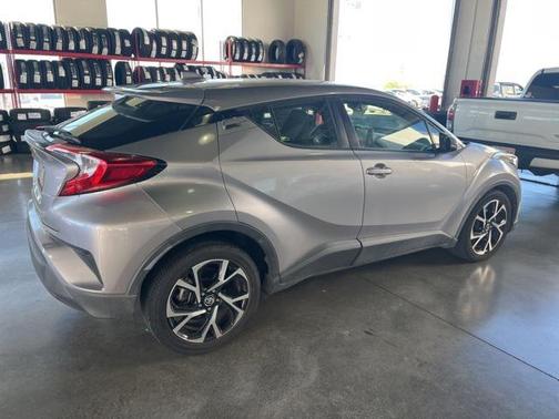 2019 Toyota C-HR XLE