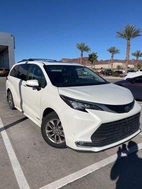 2021 Toyota Sienna XLE 7 Passenger
