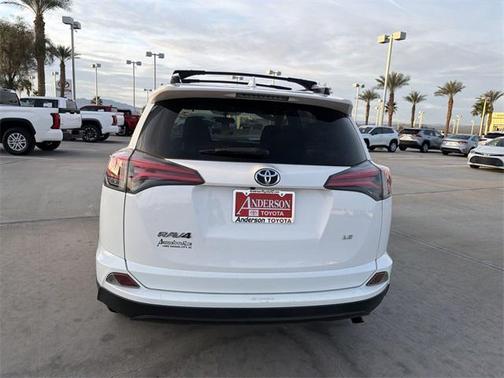 2016 Toyota RAV4 LE