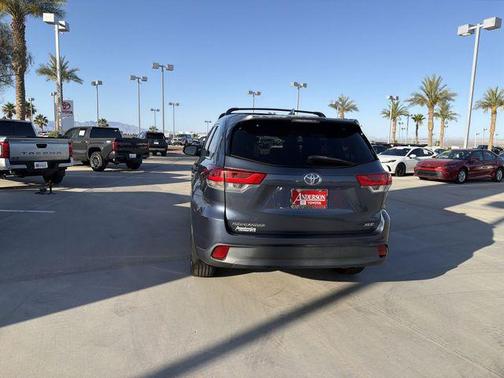 Shoreline Blue Pearl 2019 Toyota Highlander XLE