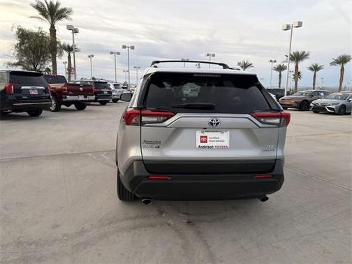 2019 Toyota RAV4 Hybrid XLE