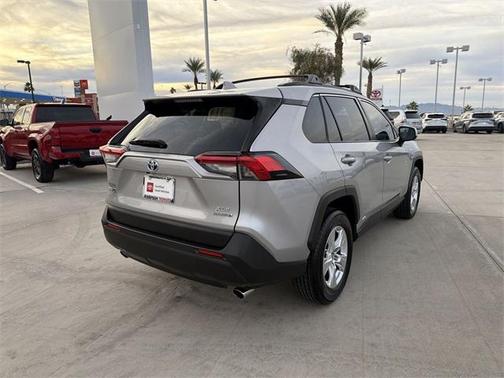 2019 Toyota RAV4 Hybrid XLE