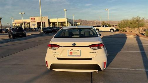 2022 Toyota Corolla Hybrid LE