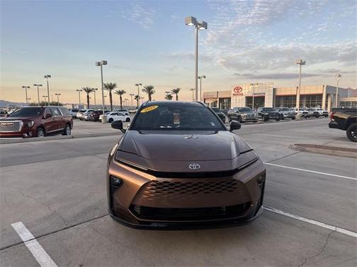 2025 Toyota Crown Signia Limited