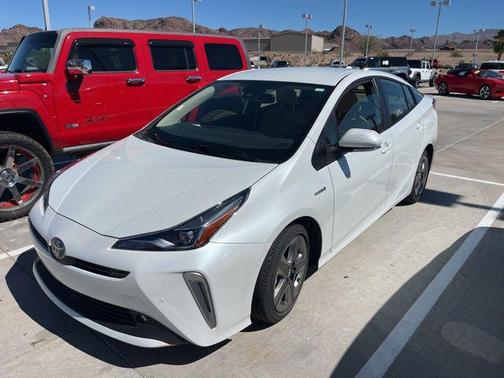 2022 Toyota Prius XLE