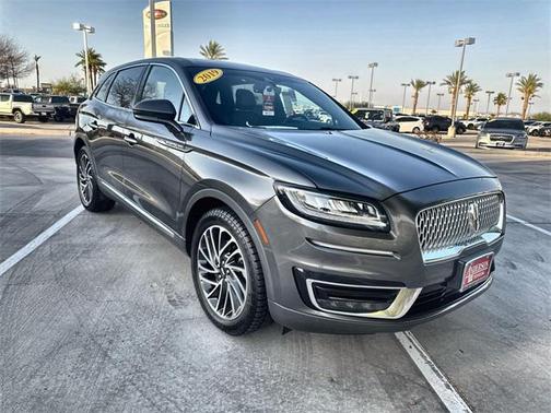 2019 Lincoln Nautilus Reserve