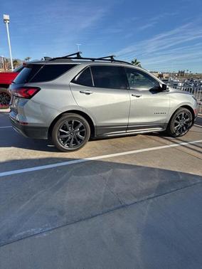 2023 Chevrolet Equinox FWD RS