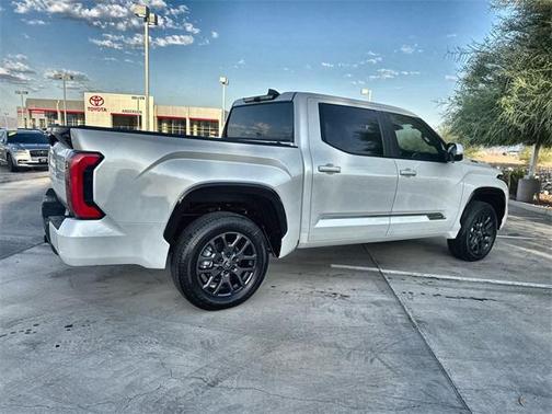 2025 Toyota Tundra Hybrid Platinum