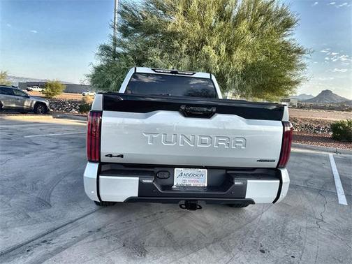 2025 Toyota Tundra Hybrid Platinum
