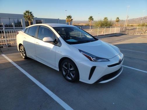2019 Toyota Prius XLE
