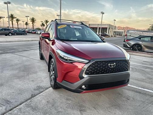 2023 Toyota Corolla Cross XLE