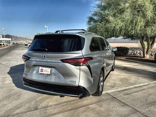 2024 Toyota Sienna Limited 7-Passenger