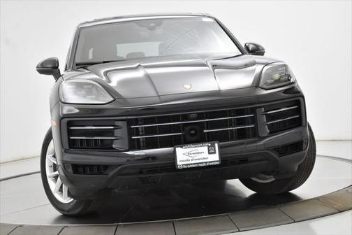 2024 Porsche Cayenne Base