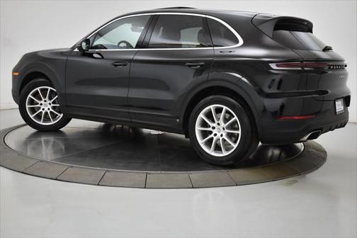2024 Porsche Cayenne Base