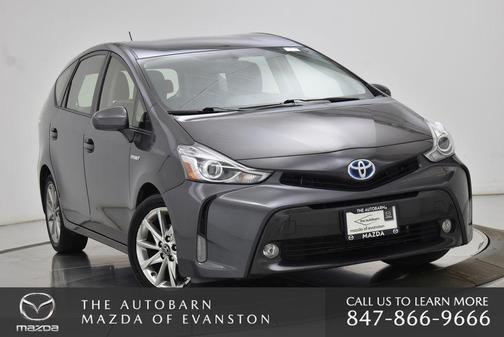 2016 Toyota Prius v Five