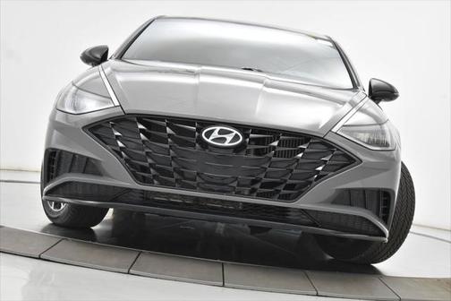2020 Hyundai SONATA SEL Plus