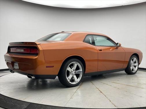 2011 Dodge Challenger Base