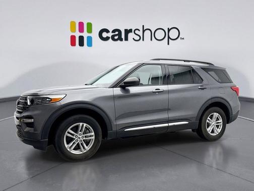 Carbonized Gray Metallic 2022 Ford Explorer XLT