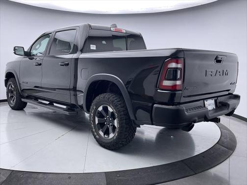Diamond Black Crystal Pearlcoat 2020 RAM 1500 Rebel