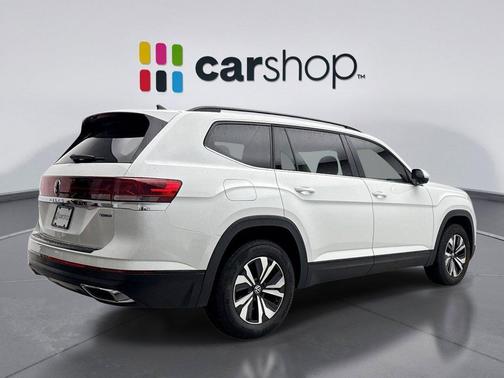 2024 Volkswagen Atlas 2.0T SE