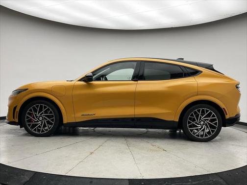 2022 Ford Mustang Mach-E GT