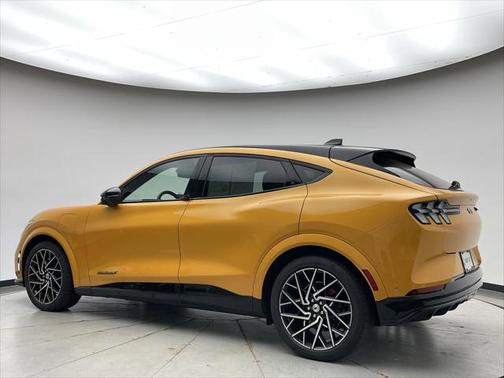 2022 Ford Mustang Mach-E GT
