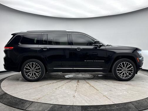 2022 Jeep Grand Cherokee L Summit Reserve