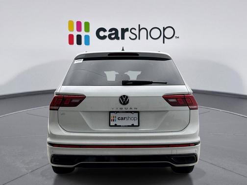 2024 Volkswagen Tiguan 2.0T SE R-Line Black