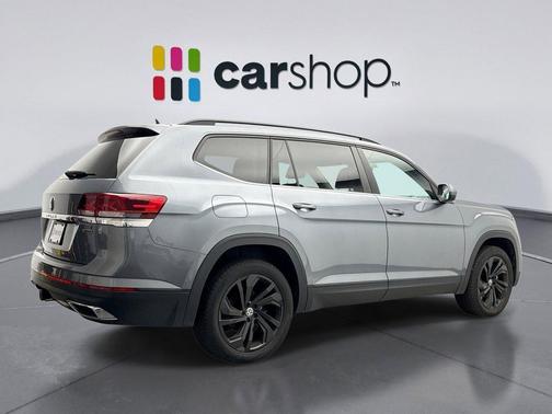 2022 Volkswagen Atlas 3.6L SE w/Technology