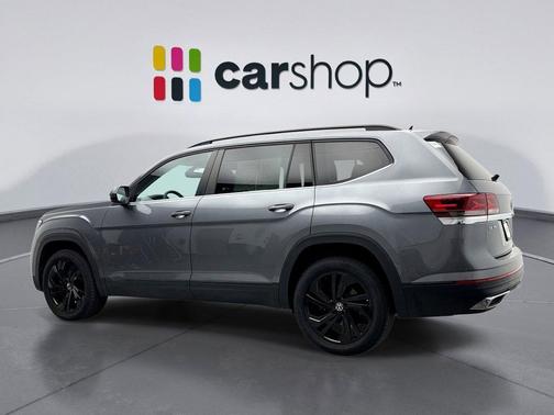 2022 Volkswagen Atlas 3.6L SE w/Technology