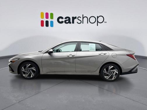 Fluid Metal 2024 Hyundai ELANTRA Limited