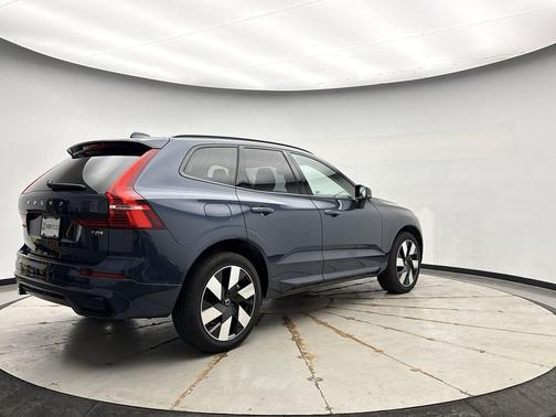 Denim Blue Metallic 2025 Volvo XC60 Plug-In Hybrid Plus, T8 AWD Electric/Gasoline, Dark