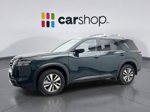 Obsidian Green Pearl 2025 Nissan Pathfinder SL 4WD