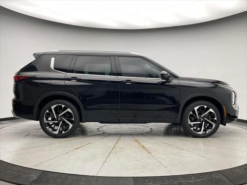 2022 Mitsubishi Outlander SEL Special Edition S-AWC