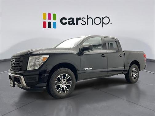 2022 Nissan Titan SV