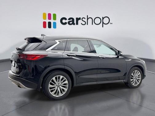 2023 INFINITI QX50 LUXE AWD