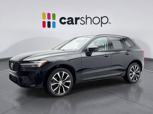 2023 Volvo XC60 B5 Plus Dark Theme