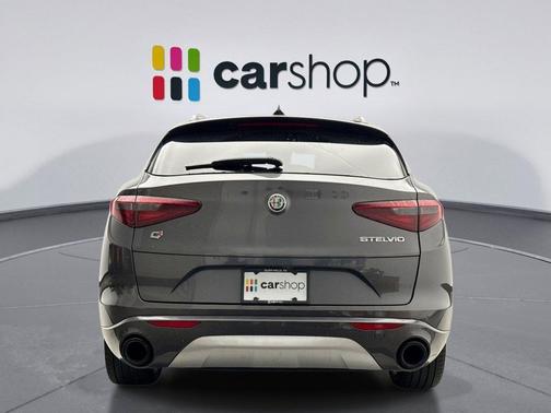 2022 Alfa Romeo Stelvio Ti