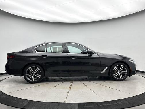 2021 BMW 530 xDrive