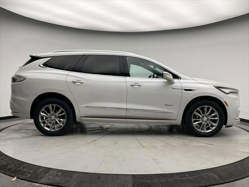 2022 Buick Enclave AWD Avenir