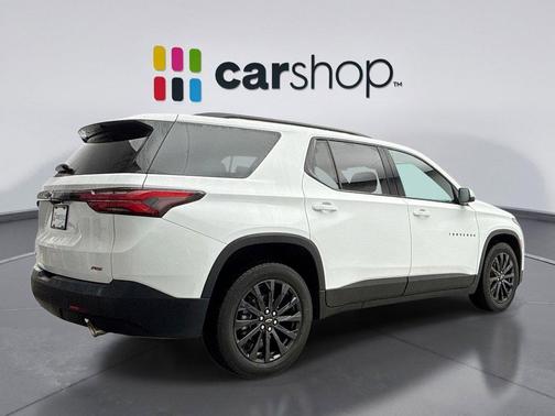 Summit White 2023 Chevrolet Traverse RS