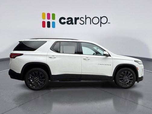 Summit White 2023 Chevrolet Traverse RS