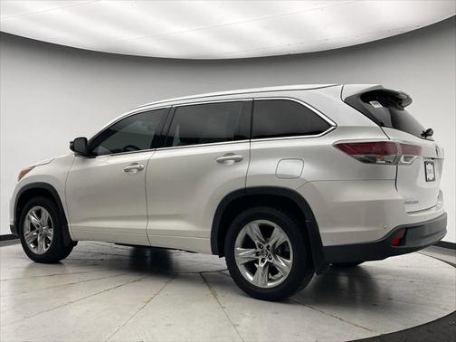2016 Toyota Highlander Limited Platinum