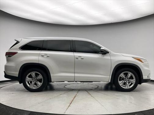 2016 Toyota Highlander Limited Platinum