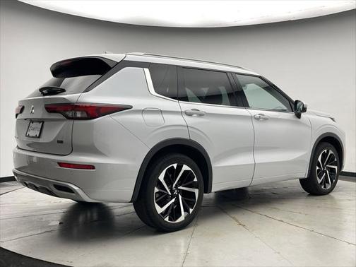 2022 Mitsubishi Outlander SEL Special Edition S-AWC